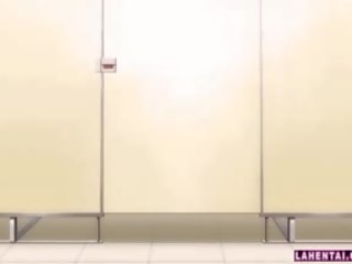 Hentai pupa prende scopata da dietro su pubblico toilette