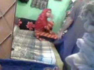 Възрастни възбуден пакистански двойка наслаждавайки кратко мюсюлманин възрастен клипс сесия