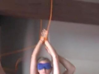 Hanka je hanged plácnutý a teased