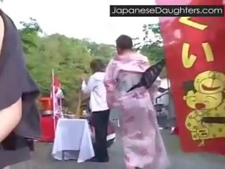 Młody japońskie japońskie laska analny pieprzony ciężko na the pierwszy czas