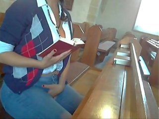 Vã­deo porno en una iglesia