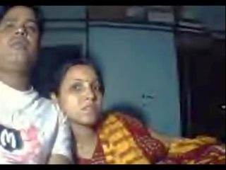 Ινδικό amuter enticing ζευγάρι αγάπη flaunting τους σεξ βίντεο ζωή - wowmoyback