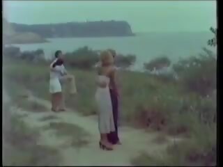 Tropical paradise 1976, mugt xczech sikiş movie film 0d